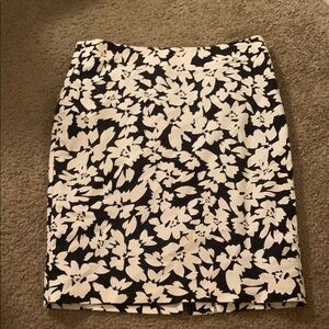 LOFT Black and White Floral Mini Skirt